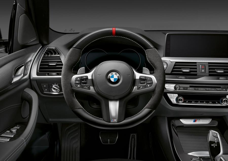 Панель приборов BMW X3 M Performance Parts (G01) 2018 года  (WW) (фото 3 из 6)